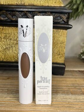 KVD Vegan Beauty True Portrait Liquid-to-Powder Foundation-Deep 084-NIB